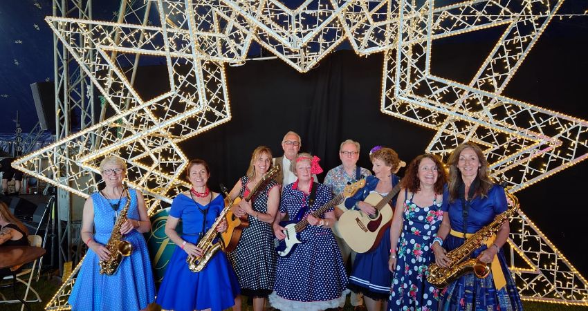 Average Wife Band at The Tipi