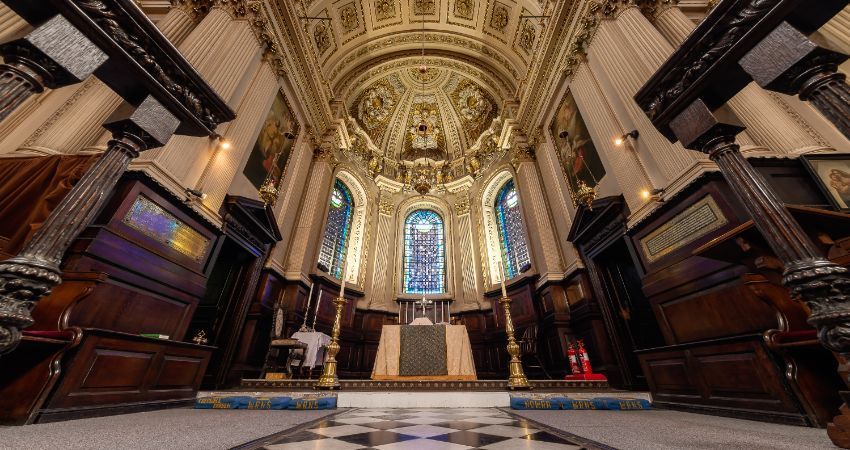 MOZART CLARINET CONCERTO AT CHRISTMAS 