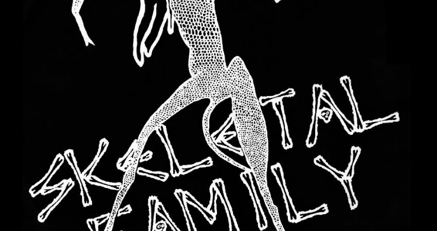 SKELETAL FAMILY 