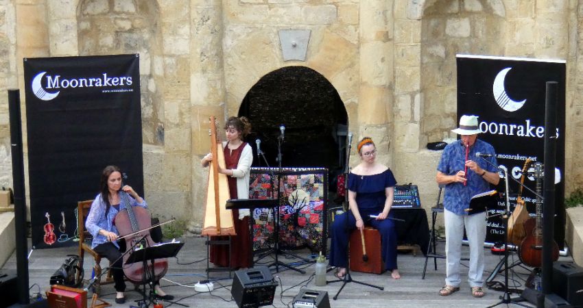 Moonrakers Picnic Concert