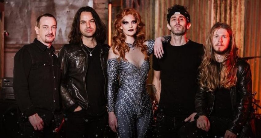 THE HAYLEY GRIFFITHS BAND 
