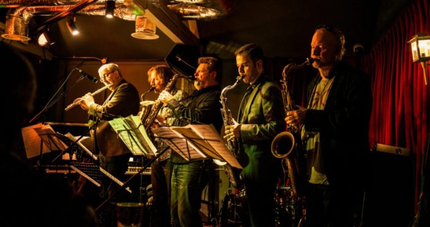 FLEECE JAZZ PRESENTS:  DEREK NASH’S “SAX APPEAL” 