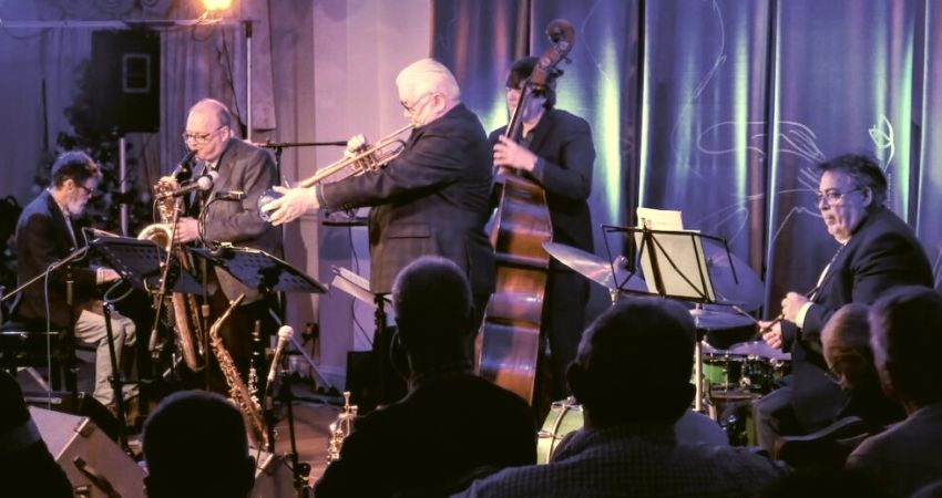 FLEECE JAZZ PRESENTS:  THE ALAN BARNES/BRUCE ADAMS QUINTET 