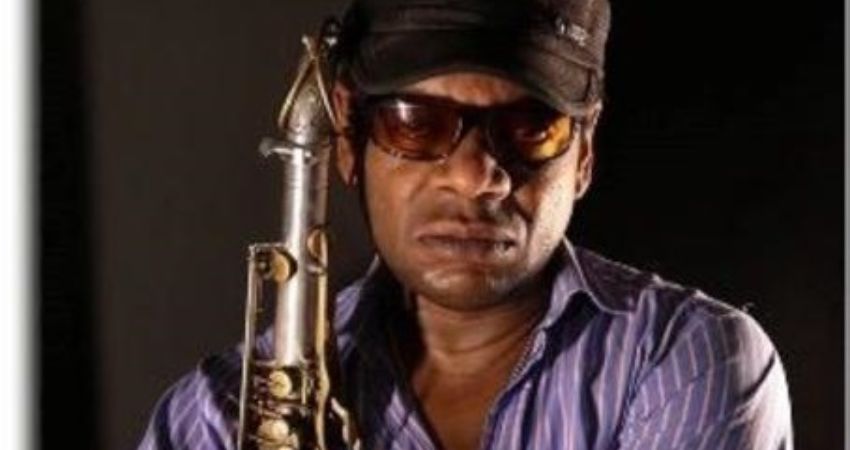 BUKKY LEO AND HIS AFROBEAT  BAND AT JAMBOREE 