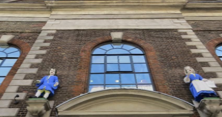 HATTON GARDEN TO SHOREDITCH PARK WITH AUTHOR PAUL TALLING 