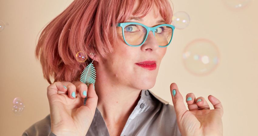LOUISE LEIGH HEADLINES OUR NOVEMBER COMEDY NIGHT AT NUMBER 28! 
