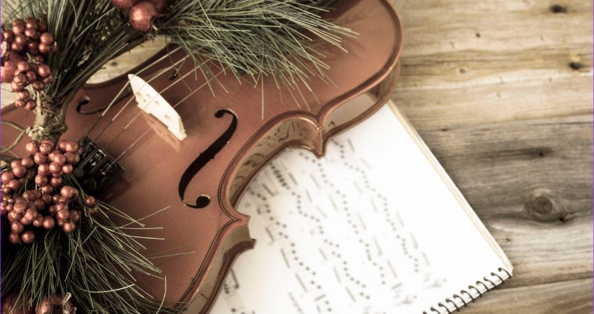 VIVALDI FOUR SEASONS AT CHRISTMAS BY CANDLELIGHT 