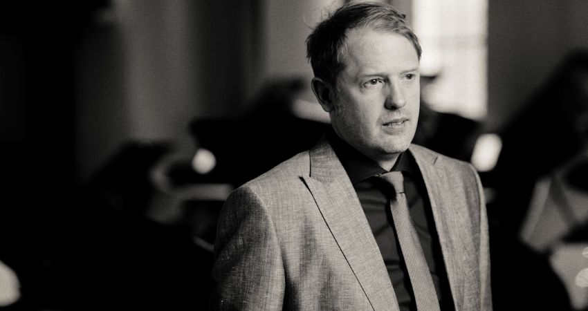 RACHMANINOV PIANO CONCERTO NO. 2 BY CANDLELIGHT 