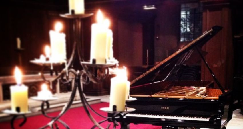 MOONLIGHT SONATA BY CANDLELIGHT 