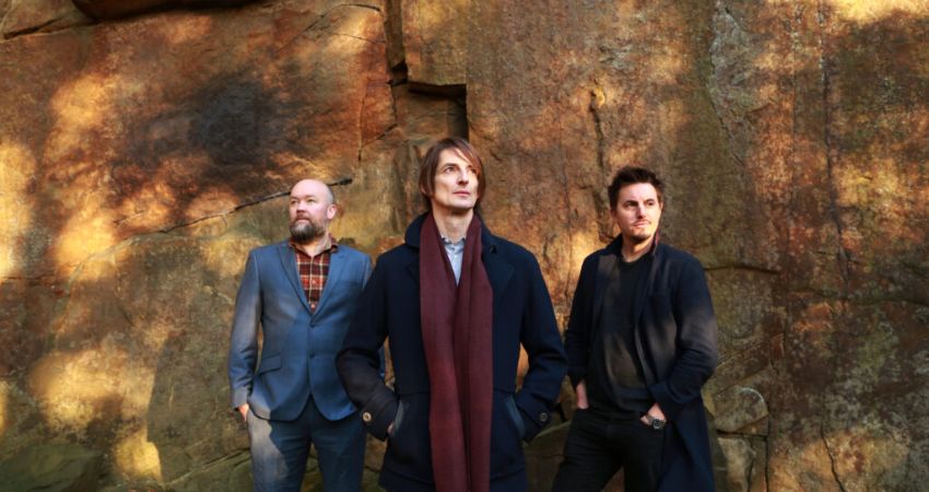 THE LEISURE SOCIETY 