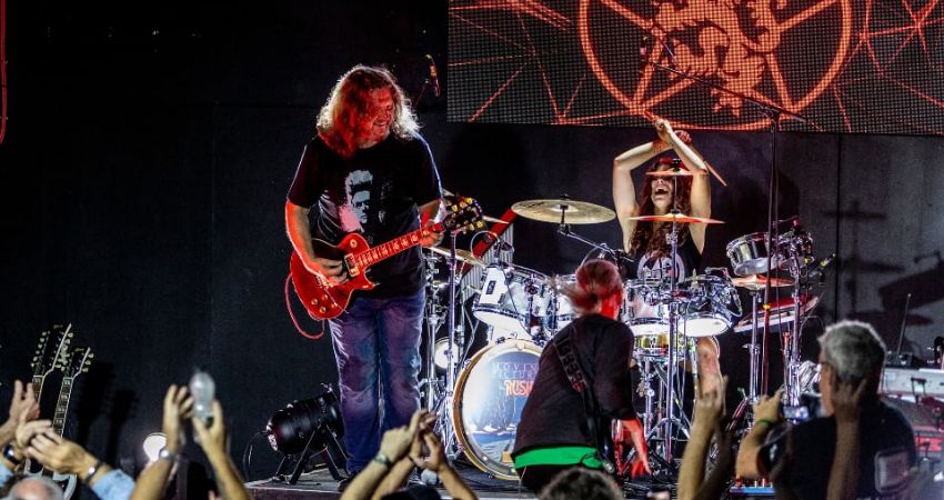 MOVING PICTURES A RUSH TRIBUTE 