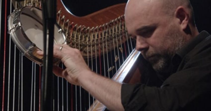 Autumn Fire: Rhodri Davies & Mark Sanders at the Rising Sun Arts Centre 
