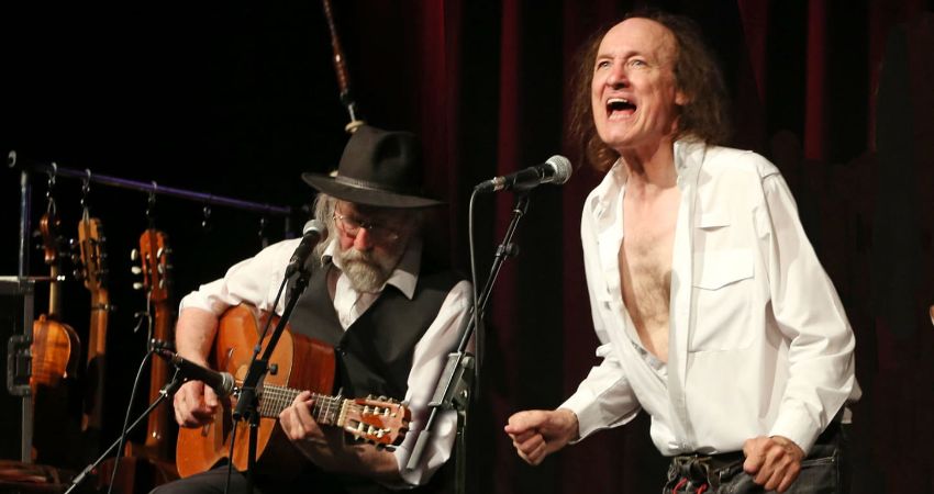 JOHN OTWAY &WILD WILLY BARRETT