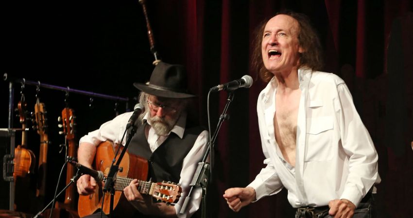 JOHN OTWAY & WILD WILLY BARRETT 
