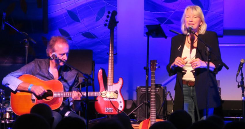 Dave Ellis & Boo Howard 