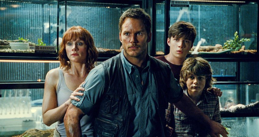 JURASSIC WORLD 