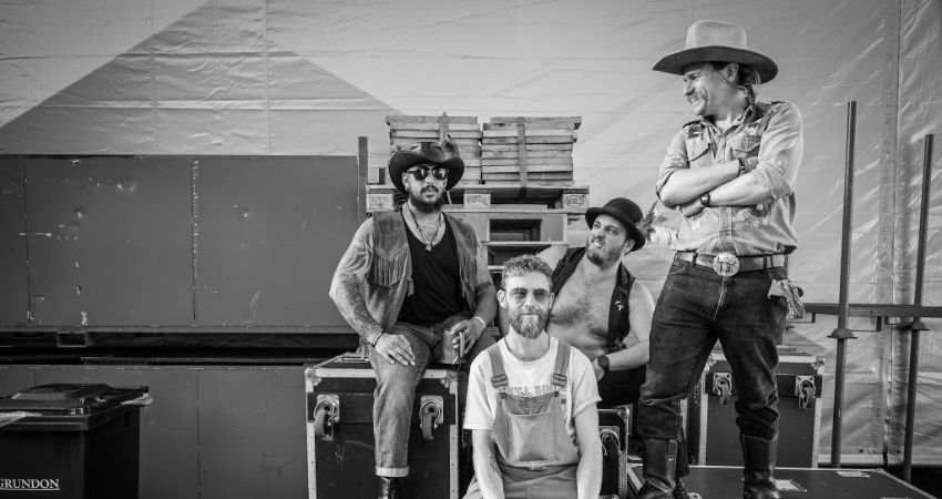 THE SWAMP STOMP STRING BAND - LIVESTOCK ON ROAD TOUR AUTUMN 2025 