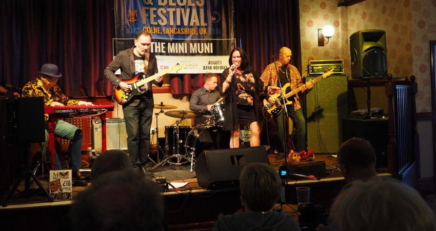 MOJO PREACHERS 