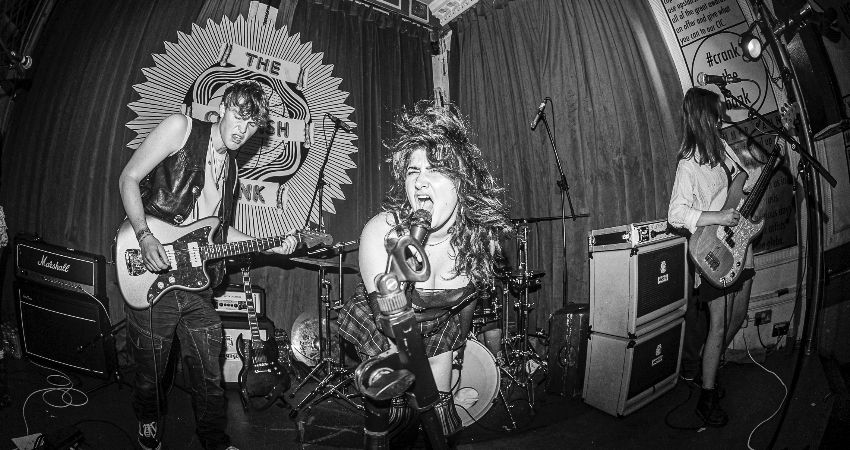 THE DOLLIES + THE MAISONETTES 