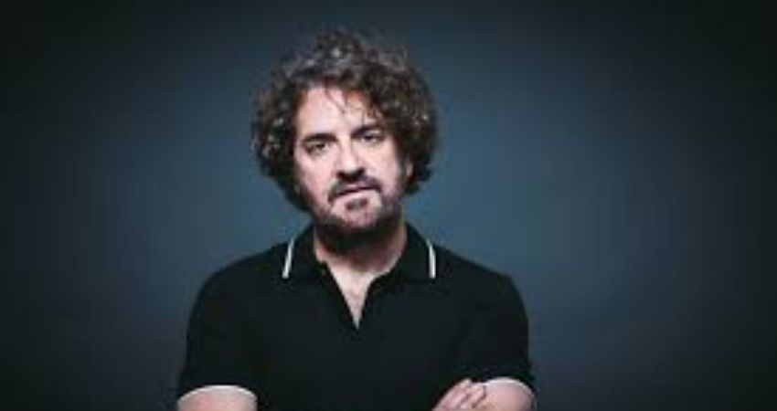 Ian Prowse 
