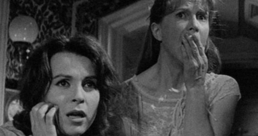 The Haunting (Classic Halloween) 