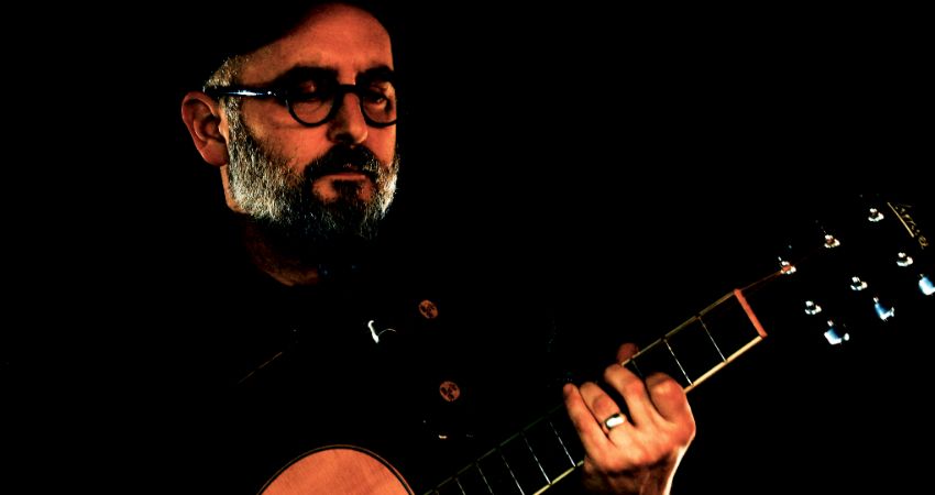 Alex Roberts - Glastonbury (Avalon Acoustic Sessions) 
