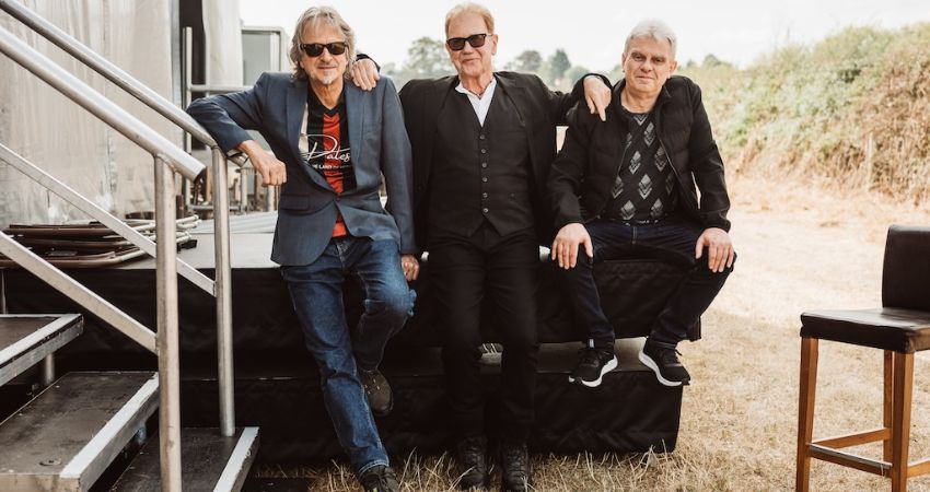 Oysterband's John Jones, Ray Cooper, Al Scott 