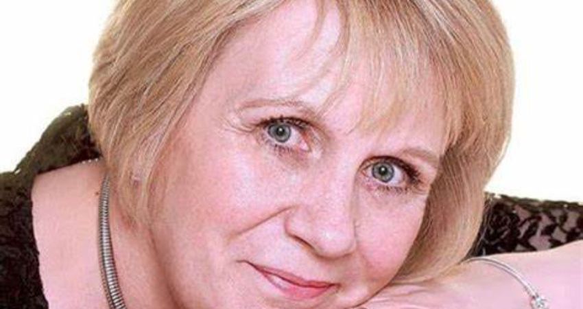 An intimate night of mediumship with Lesley Carver 