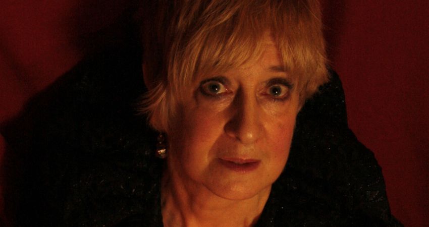 Tales from Beyond the Grave with Cath Edwards 