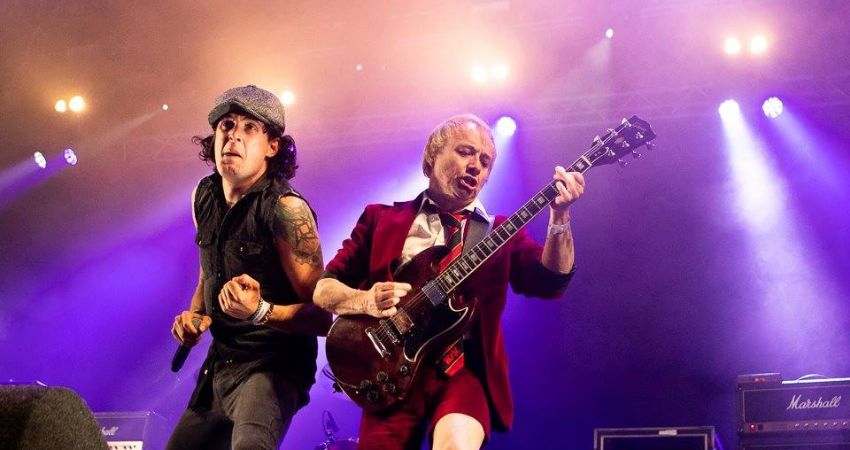 AC/DC UK 