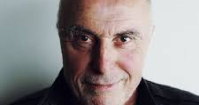Future Transmissions presents Attila The Stockbroker 