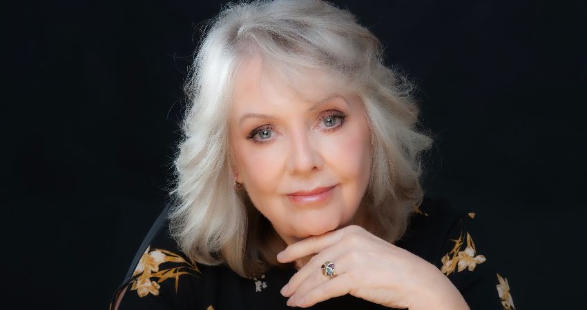 An Evening of Psychic Mediumship with Worlds Greatest Psychic June Field