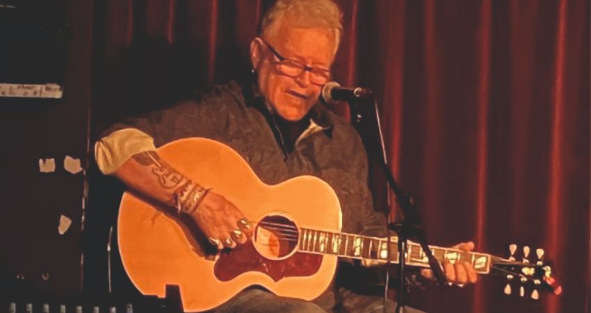 Robb Johnson 