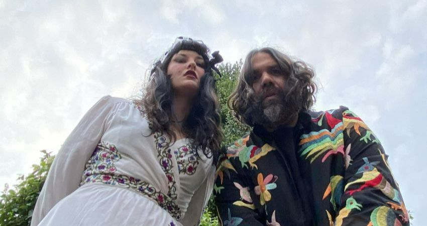 Romeo Stodart & Ren Harvieu 