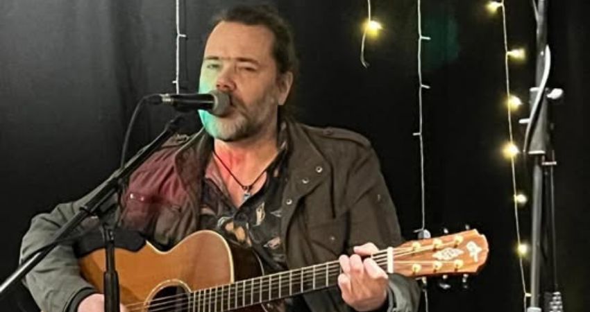 Dave Sears & Dom Tansley @ The Clubhouse Christmas Party