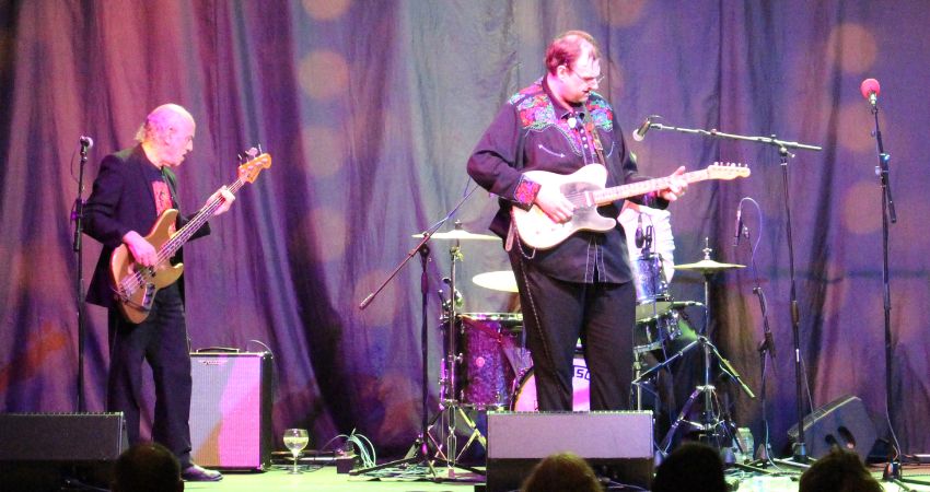 THE JAMES OLIVER BAND ft Norman Watt Roy. 