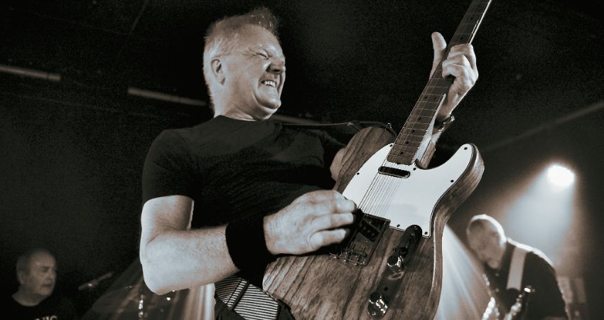 Dirt Road Band Christmas Show with Special Guests 