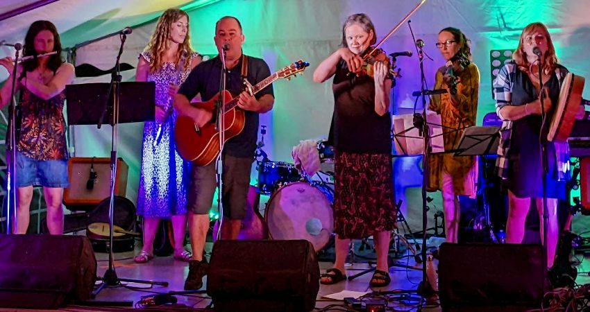 JACK’S RAKE live at RAISING THE RAFTERS