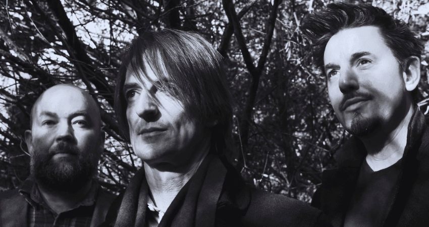 An evening with The Leisure Society at Cafe No9 