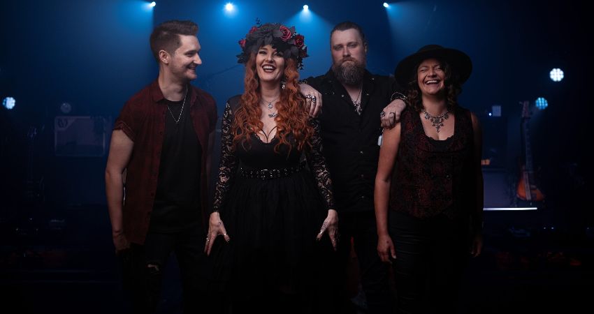 Brave Rival : Backbone Blues Band 