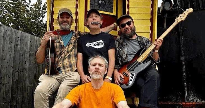 An evening with The 20ft Squid Blues Band at Cafe No9 - The first of two back to back shows 