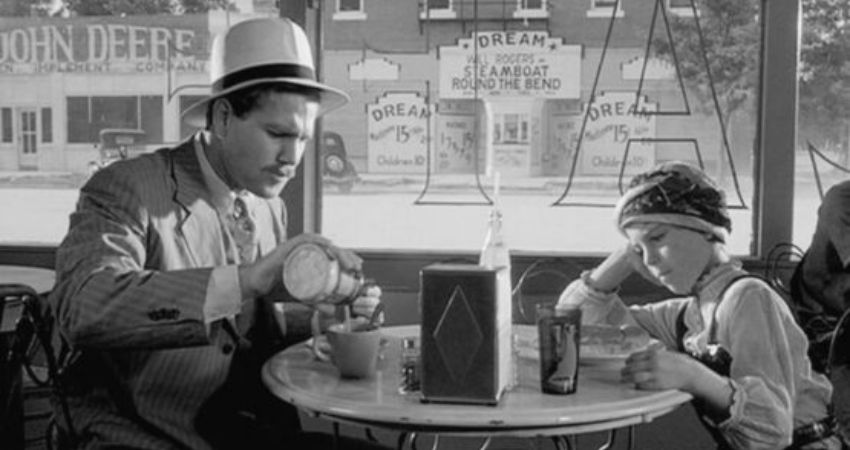 Paper Moon (Members Choice Classic) & AGM 