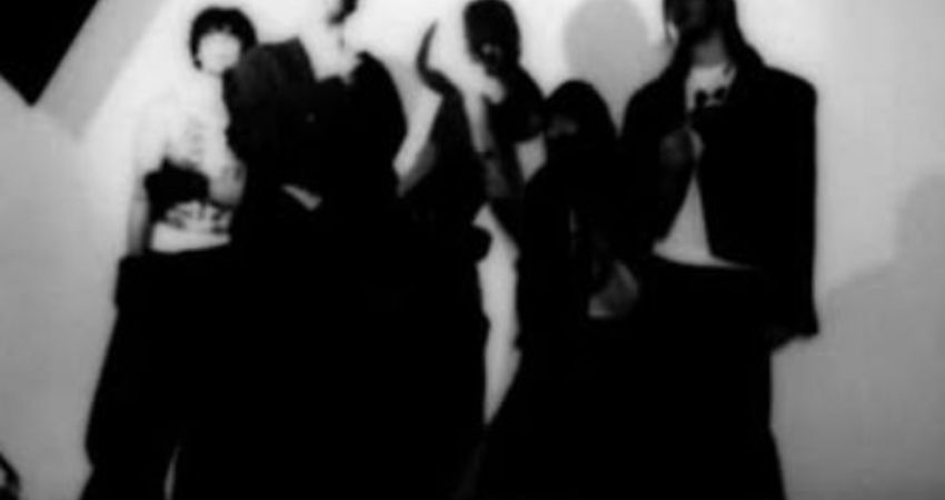 1000 Legs, Kill MIrror Image play 17th Jan 2026 for Young Loud & Snotty in the Bell, Bath 