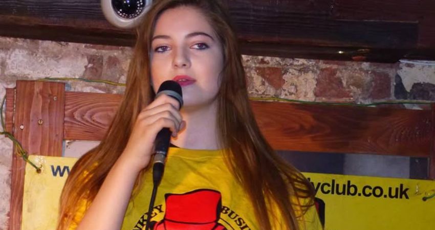 NEW YEARS EVE EARLY STAND UP COMEDY SHOW 