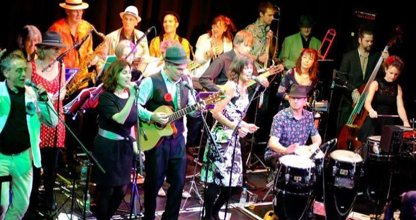 New Year's Eve Family Party on the River with 3 live bands + DJ + folk session + buffet option