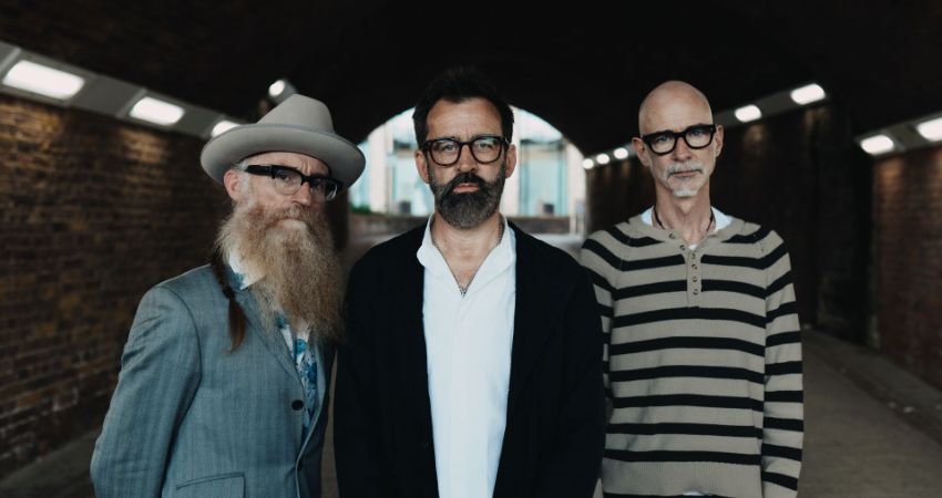 Neil Cowley Trio: Built on Bach 