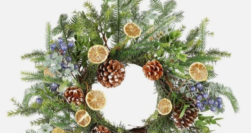 Christmas Wreath making workshop.