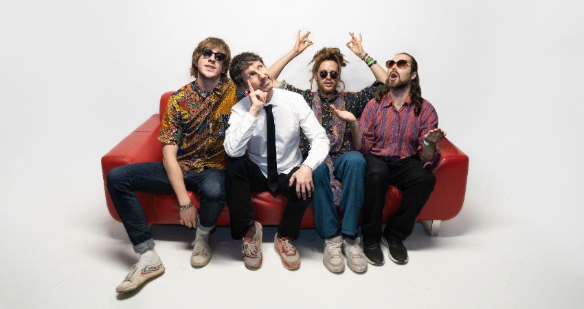 The Undercover Hippy live at The Palladium Club 