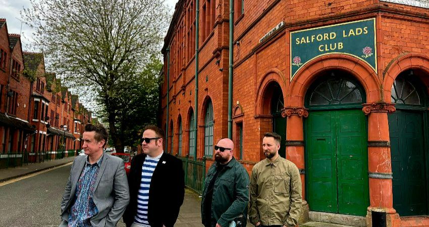 THESE SMITHS (Smith Tribute) 