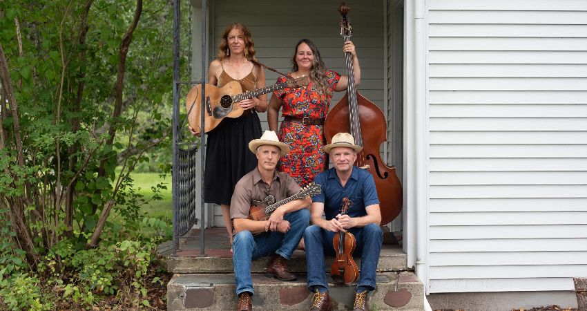 Foghorn Stringband 